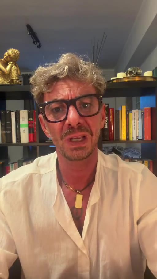 Americo presenta la consulenza tarologica privata